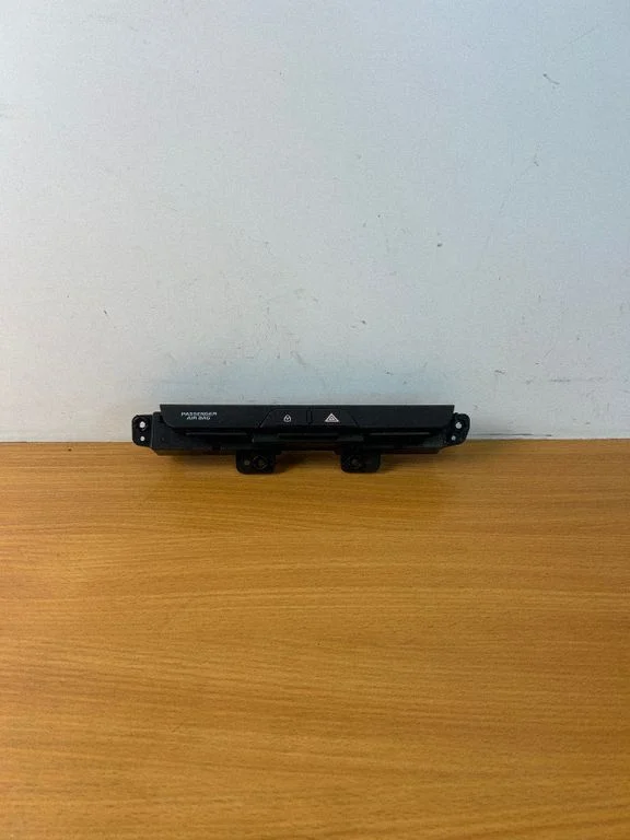Hazard light switch 93790H8901WK