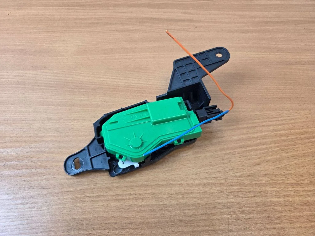 Fuel tank opening switch
