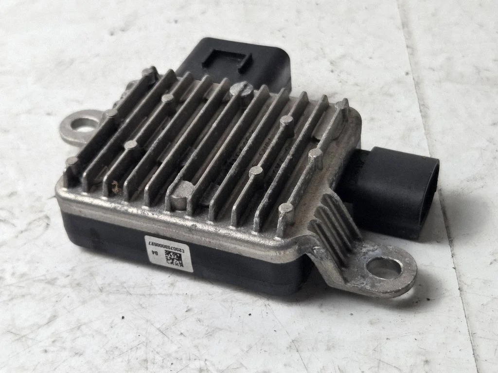 Coolant fan relay 25385G2000