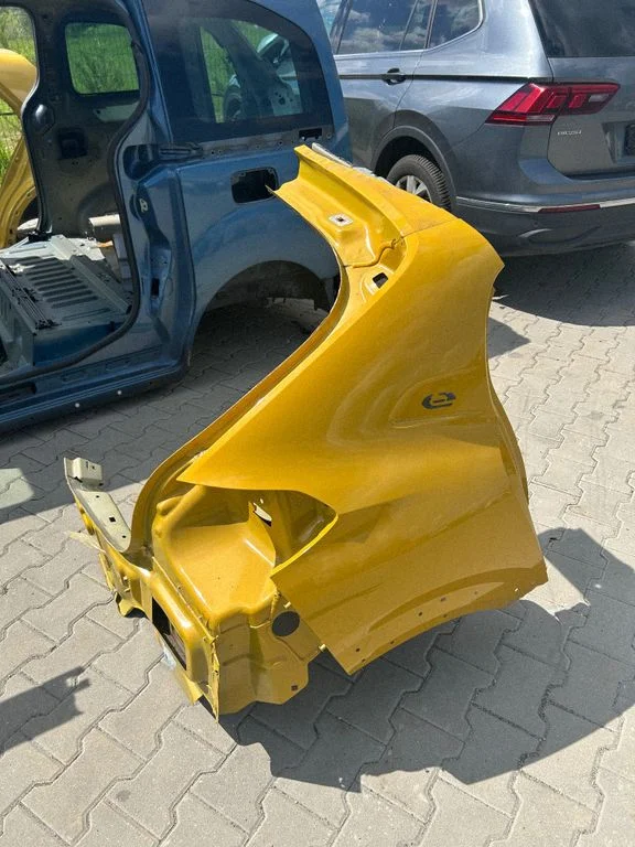 Tagumine küljepaneel – Peugeot 208 II (2019-)