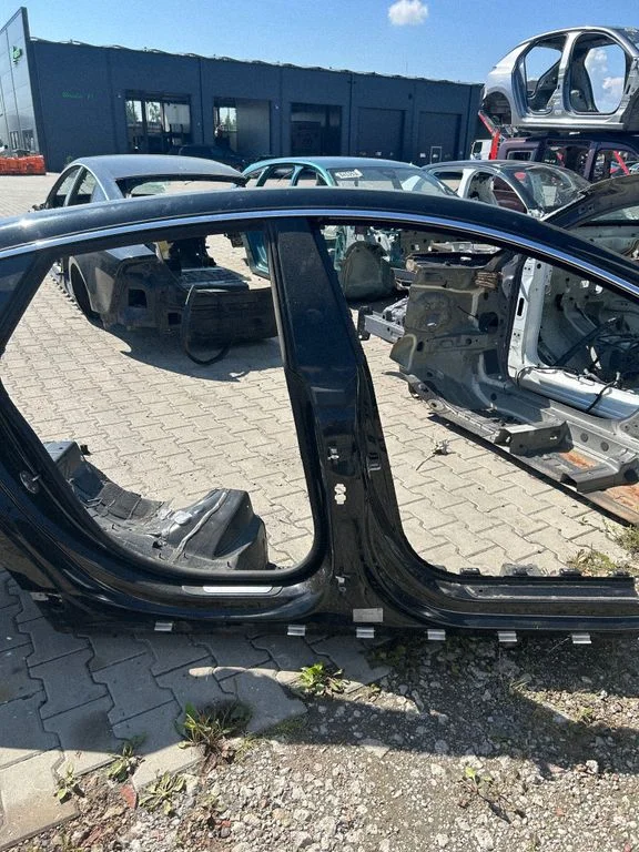 Kerepost (keskmine) – Audi A7 S7 4G (2011-2017)