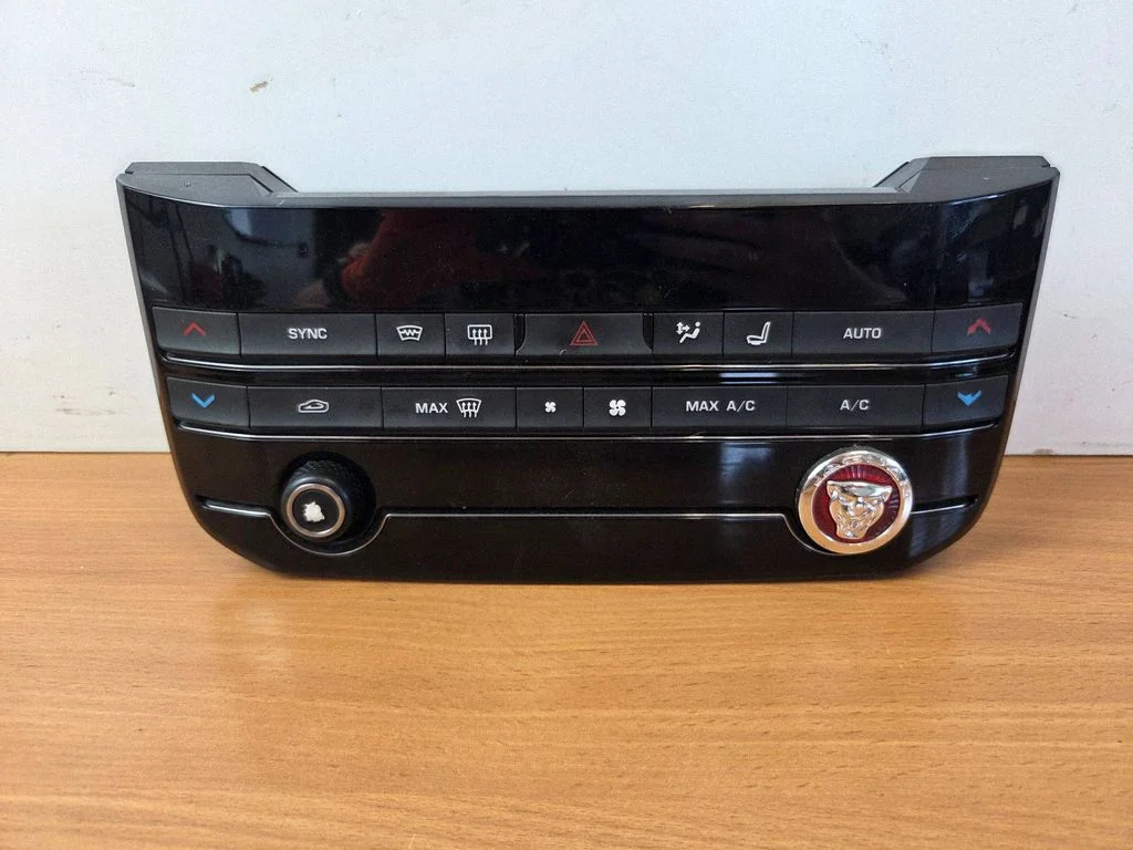 Climate control unit GX7318C858HF
