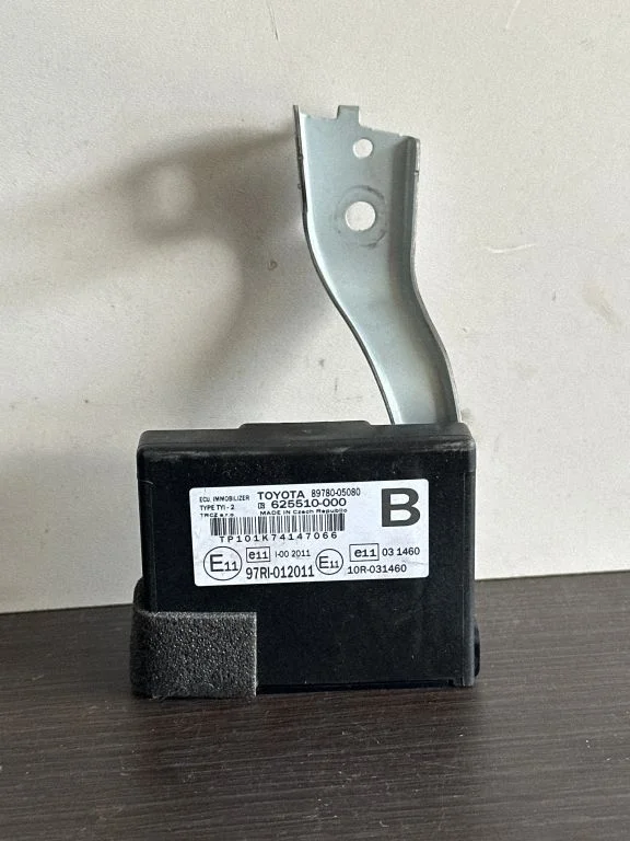Sterownik alarmu 8978005080