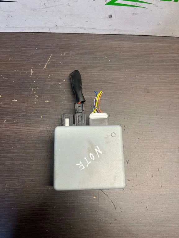Power steering control unit/module – Nissan Note (E11) (2006-2014)