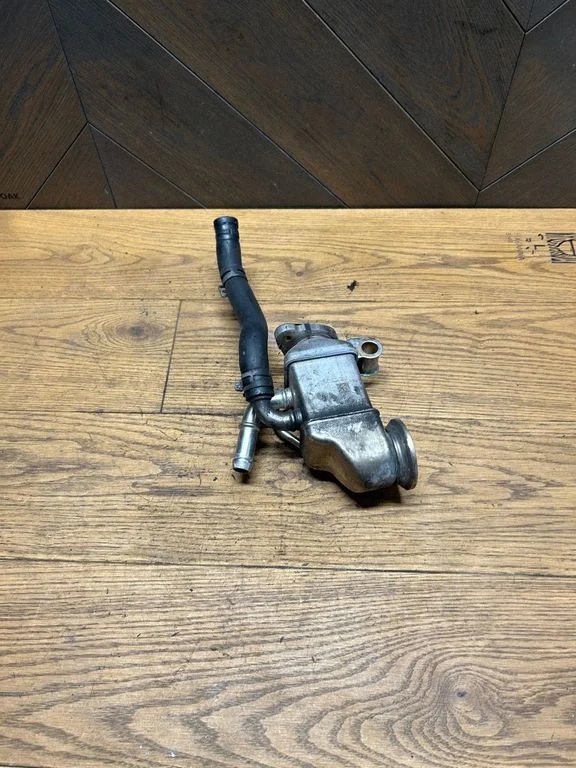 EGR valve cooler JN1Q9F464AA