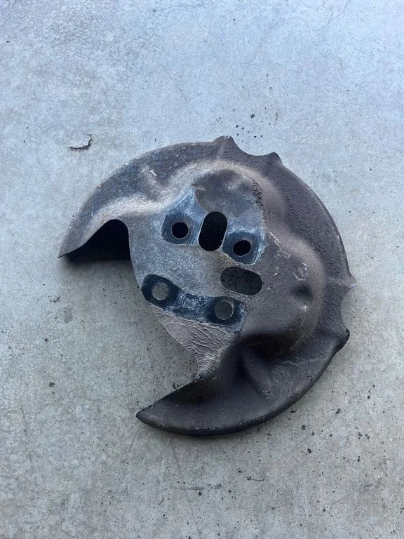 Rear brake disc plate dust cover 9825073280