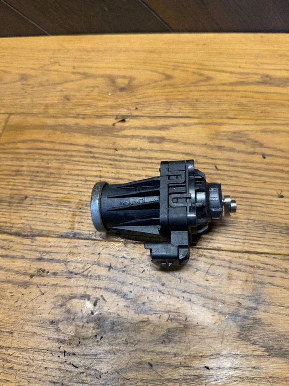 EGR valve 50563917
