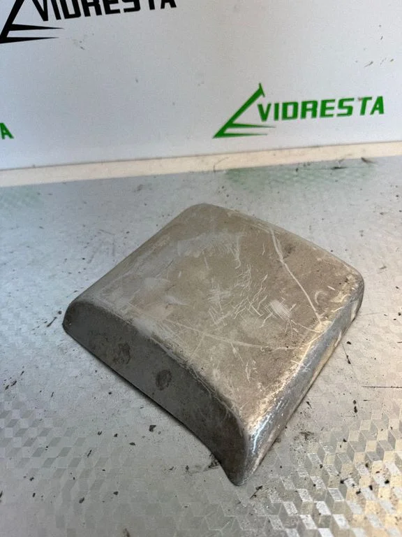 Esiukse liist (mold) – Opel Vivaro (2001-2014)