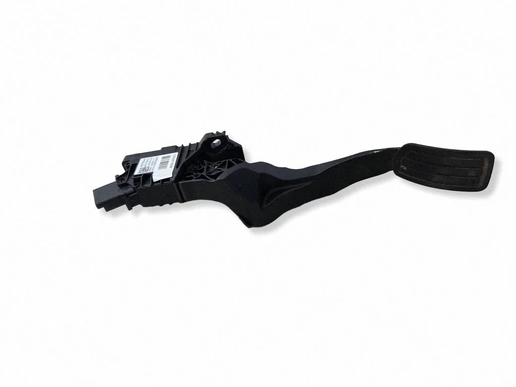 Accelerator throttle pedal 9827705480