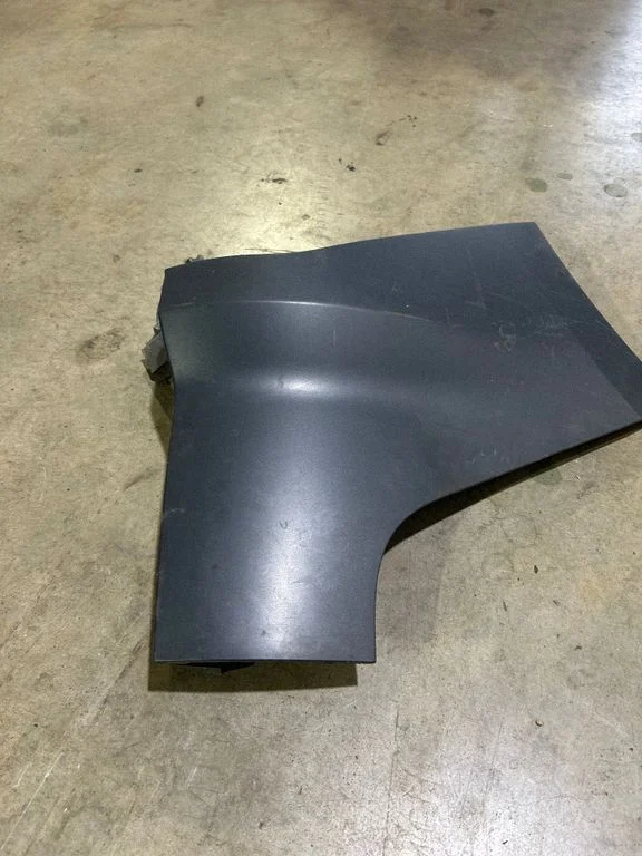 Rear bumper corner part panel trim ET7617927B