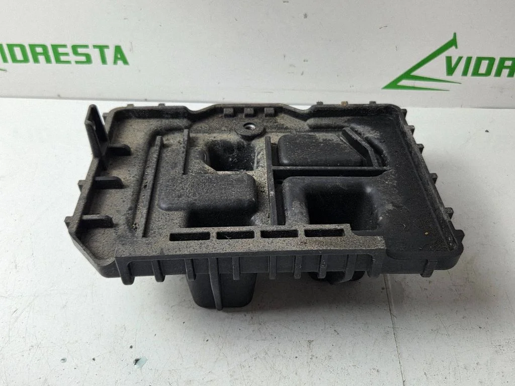 Battery box tray 37150G7000