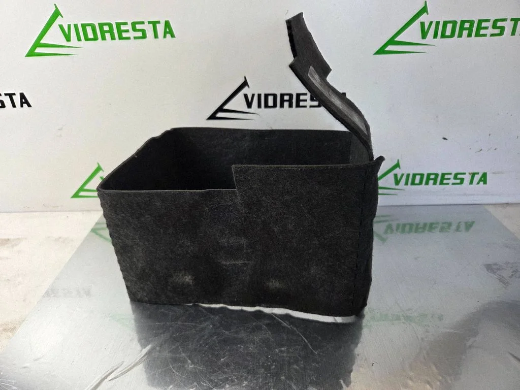 Battery box tray cover/lid