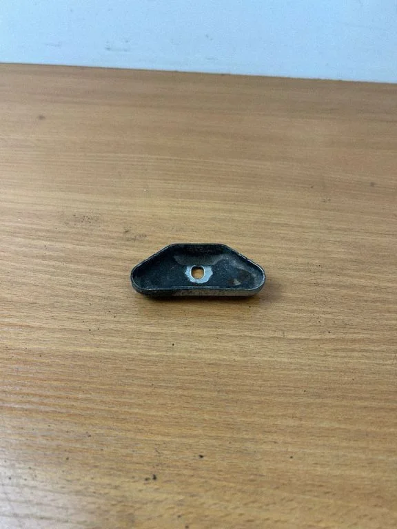 Battery bracket