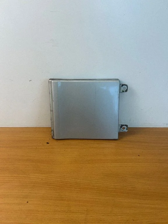 Fuel tank cap trim – Renault Trafic III (X82) (2014-)