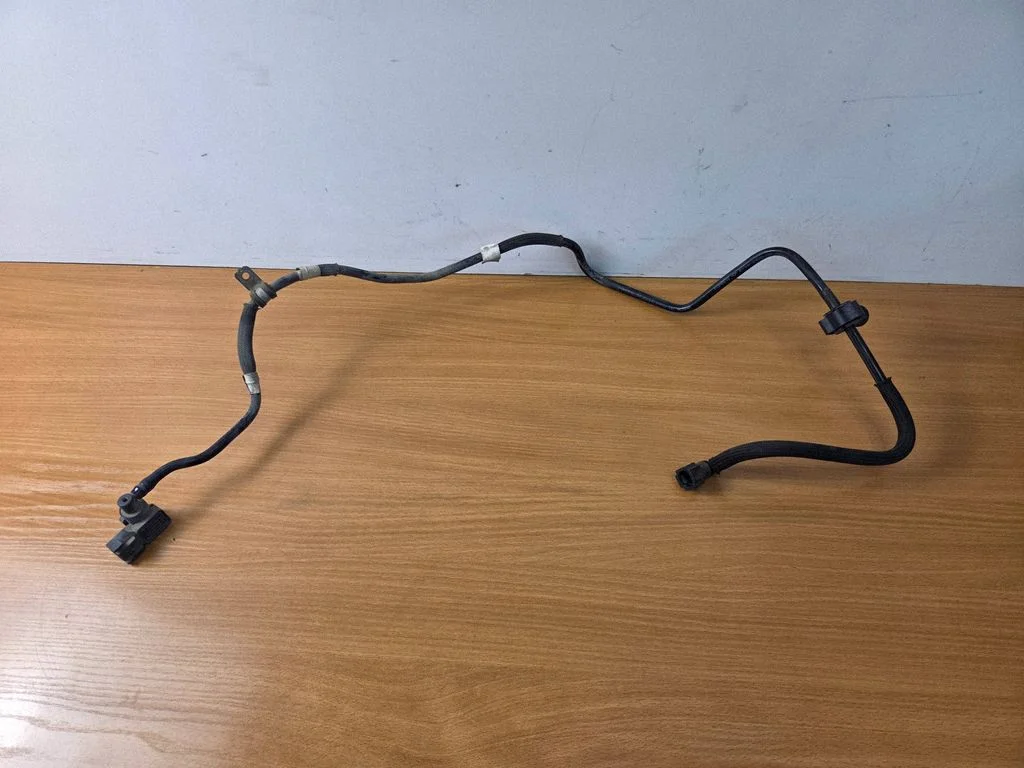 Vacuum line/pipe/hose 0261230305