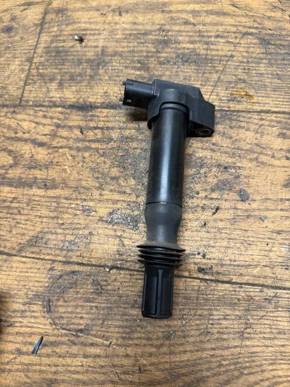 High voltage ignition coil 9675390980