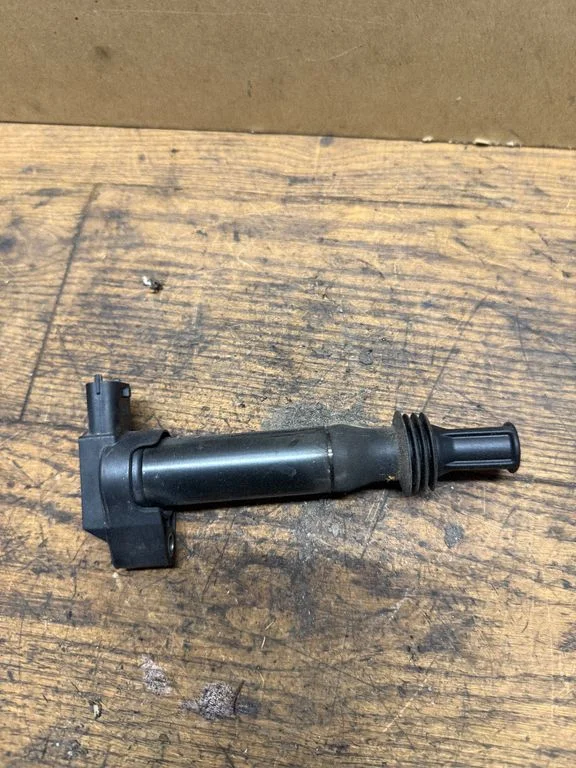 High voltage ignition coil 9675390980