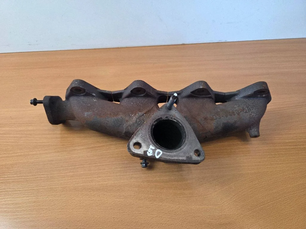 Exhaust manifold G4D39430CB