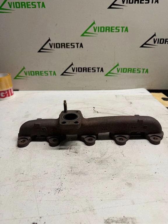 Exhaust manifold