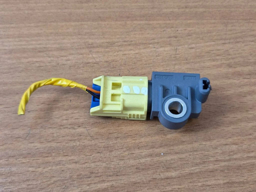 Airbag deployment crash/impact sensor 95920B4000