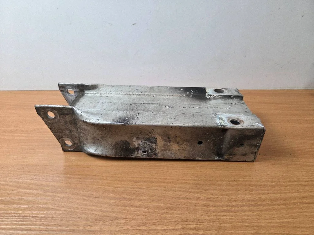 Front bumper shock/impact absorber – Mercedes-Benz E-Class W212 (2009-2016)