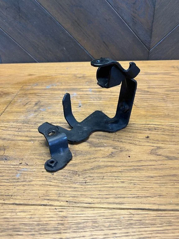 other engine part 8200876401