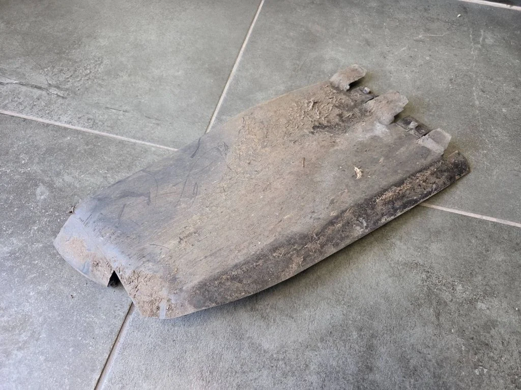 Tagumise kaitseraua põhjakaitse 93867921