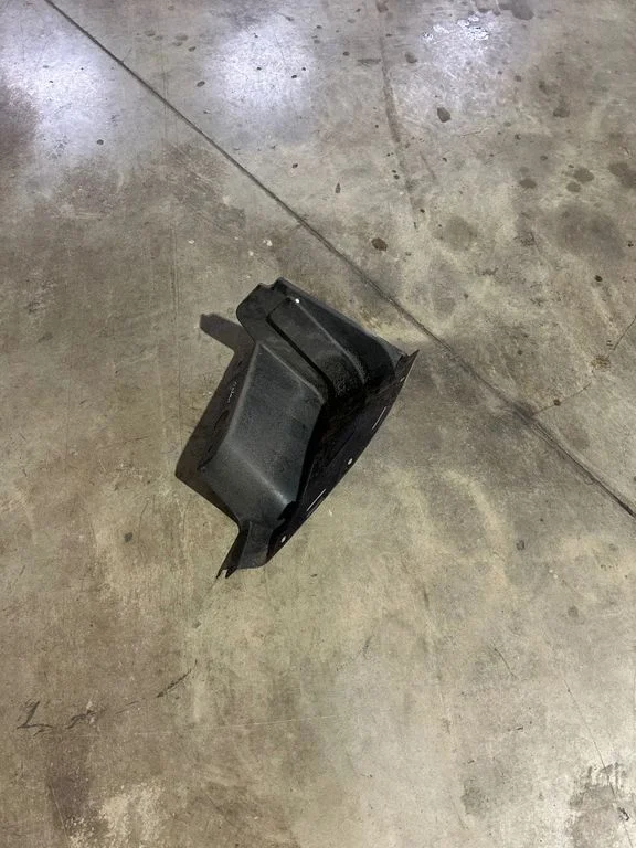 Rear bumper underbody cover/under tray 86696G7000