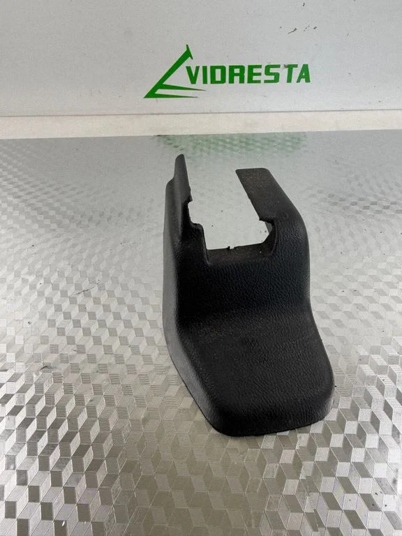 Esimese kõrvalistuja istme siini kate 18700F5022