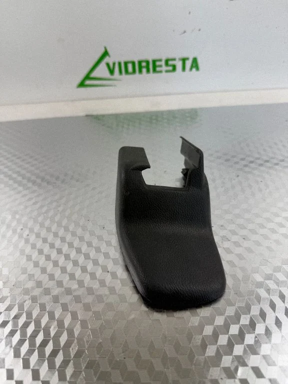 Esimese kõrvalistuja istme siini kate 81506T7AJ010M2