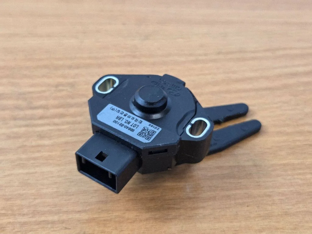 Clutch pedal sensor – Hyundai Tucson TL (2015-)