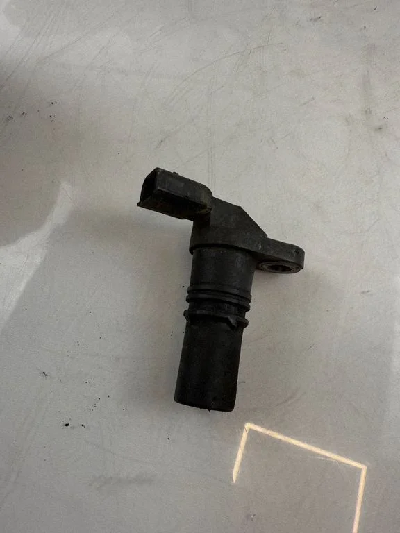 Crankshaft position sensor 8200885209