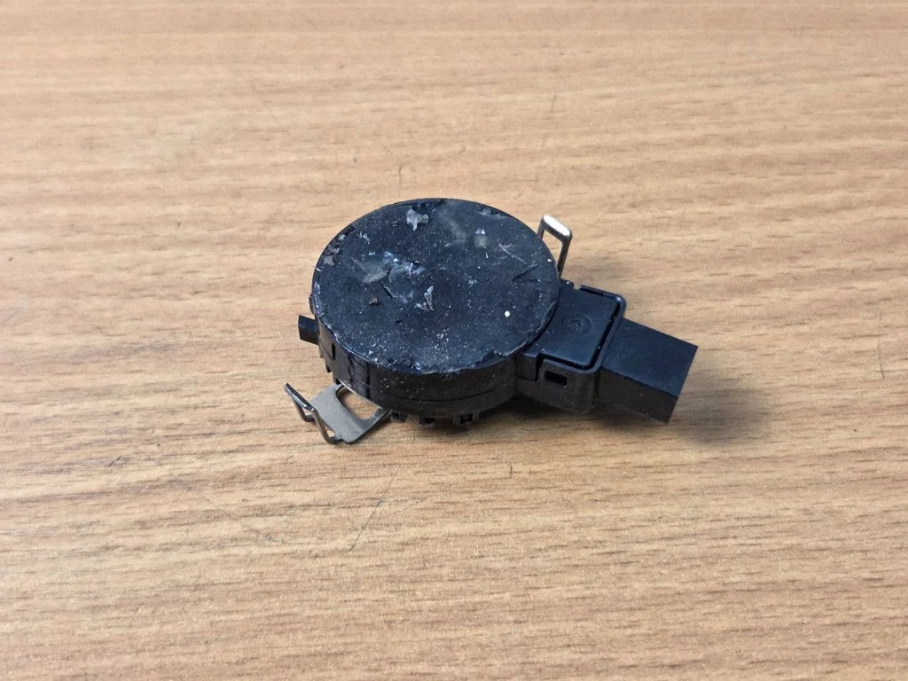 Rain sensor AV1T17D547