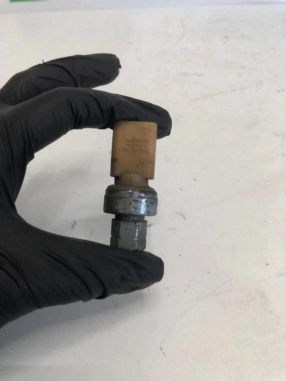 Air conditioning (A/C) pressure sensor – Citroen C4 Grand Picasso (2013-2018)