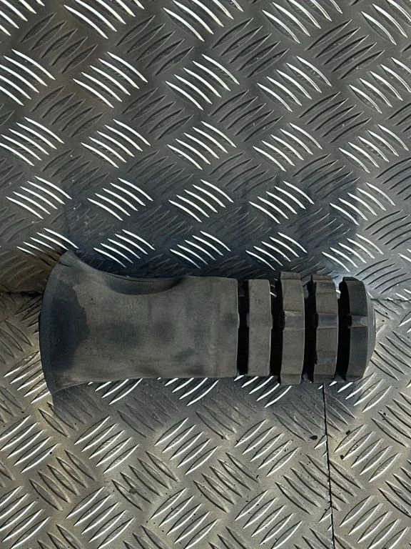 Front shock absorber dust cover boot – Renault Trafic III (X82) (2014-)