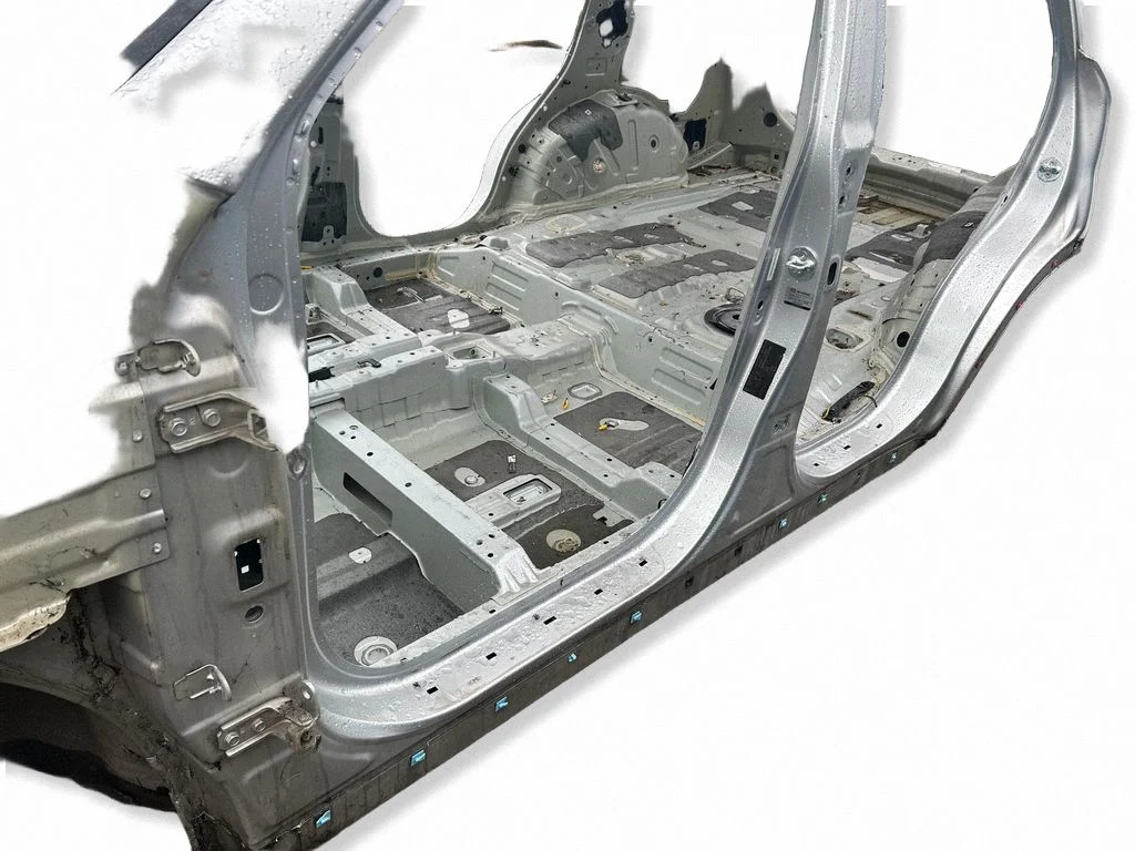 Esimene lävepakk (kereosa) – KIA Sorento (2015-2020)