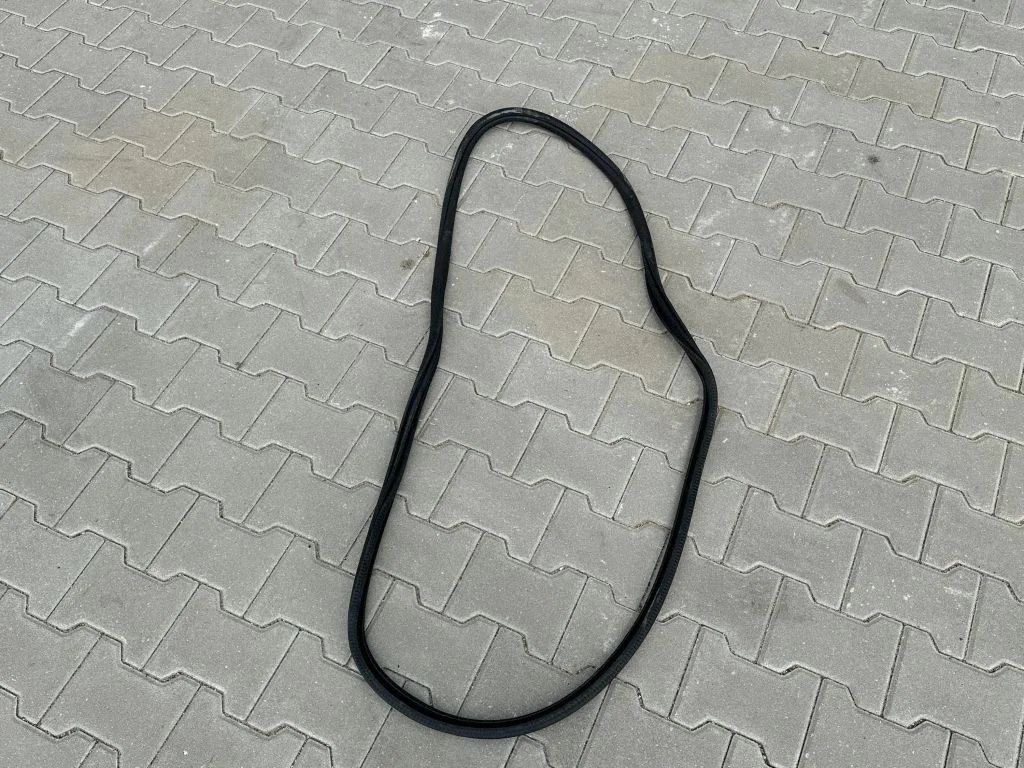 Rubber seal front coupe door – Peugeot 308 (2013-2021)