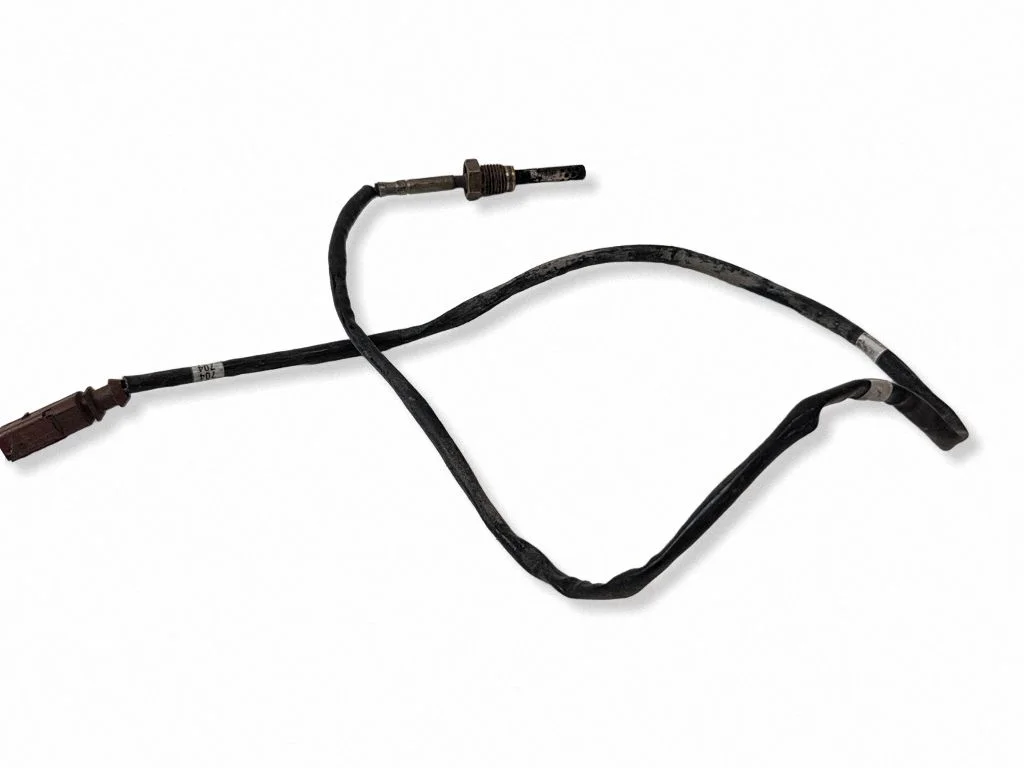 Czujnik temperatury spalin 04L906088E
