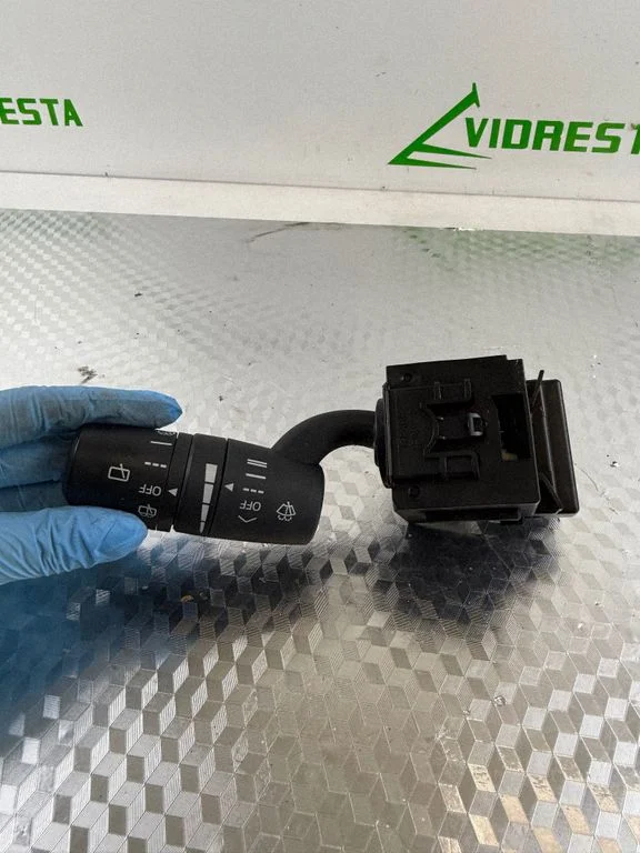 Wiper control stalk 17J405