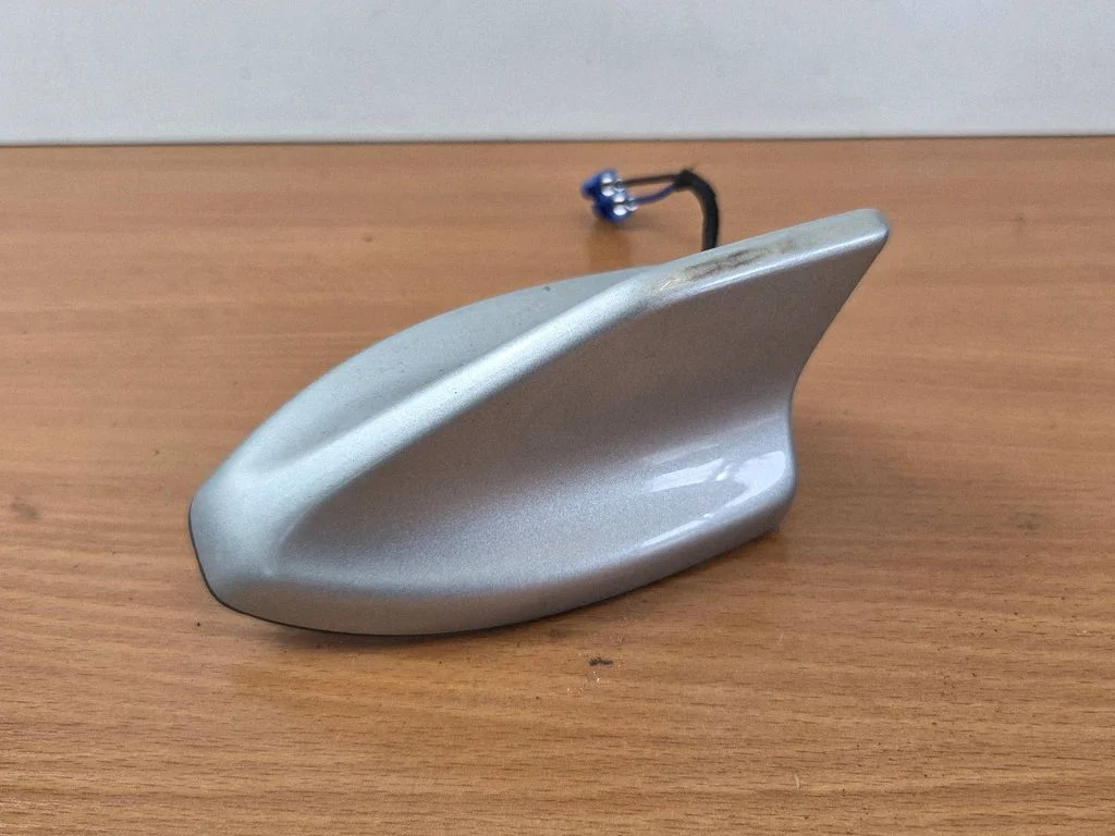 Aerial GPS antenna HS7T19K351BB