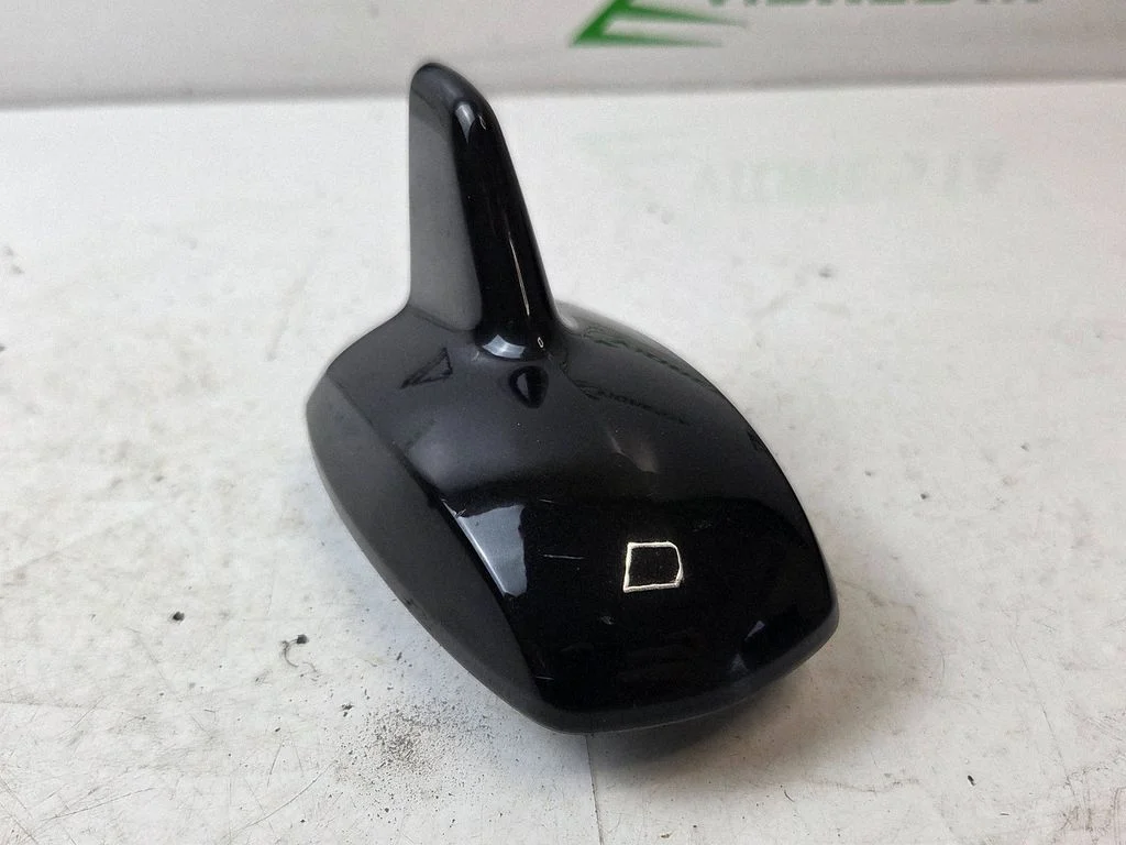Aerial GPS antenna