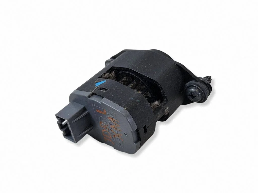 Interior temperature sensor 972352J100