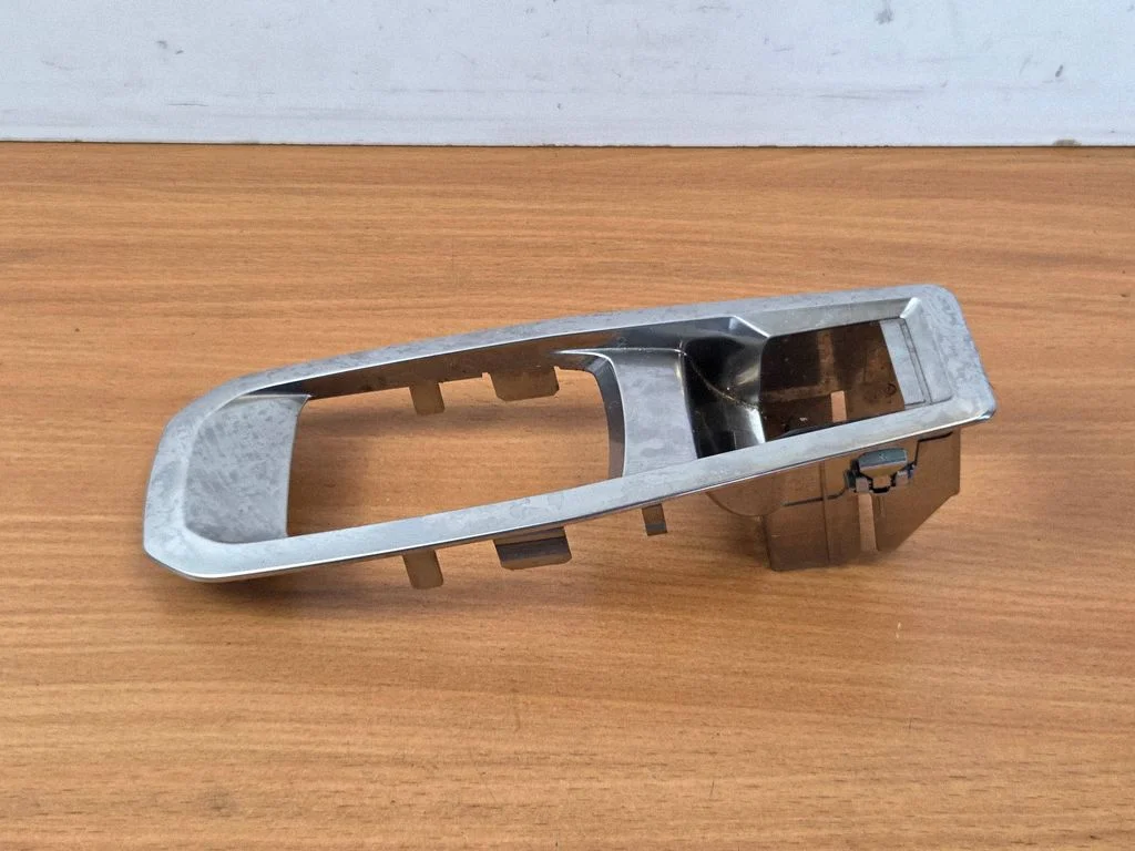 Other center console (tunnel) element 0022131