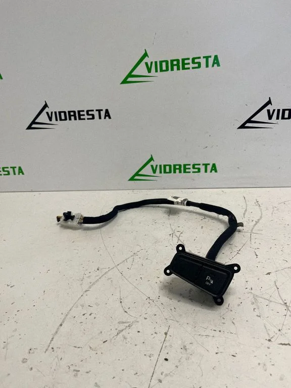 Parking (PDC) sensor switch – Hyundai i20 Active (2016-2021)