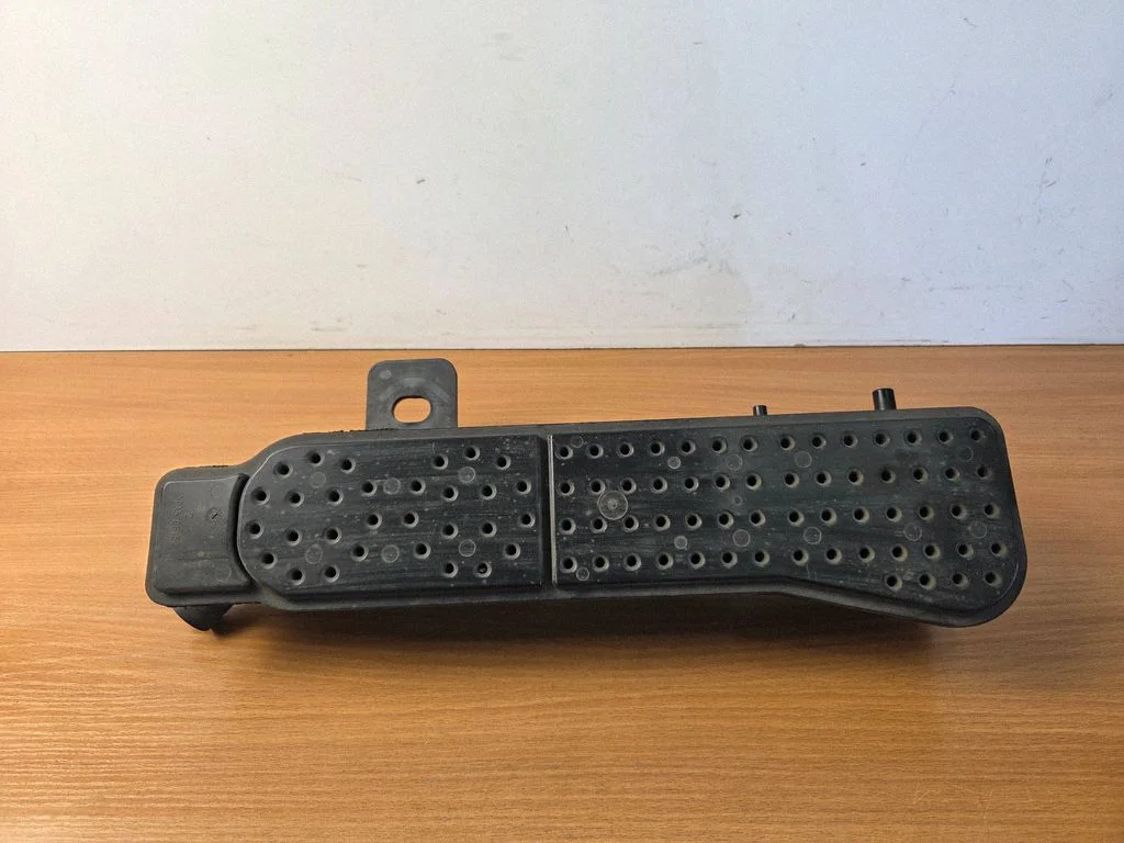 Active carbon filter fuel vapour canister – Peugeot 2008 II (2019-)