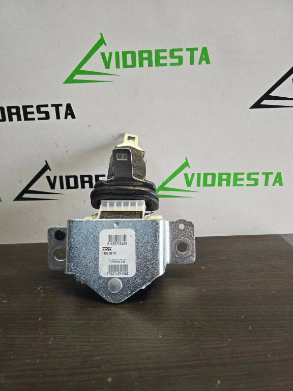Kolmanda rea turvavöö P1AF271DVAB