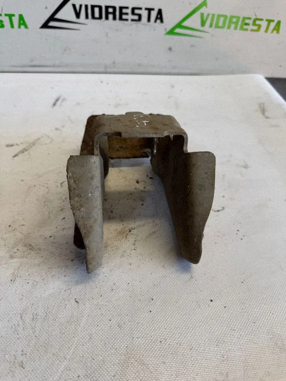 Other rear suspension part 551A72017R