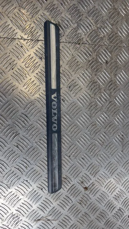 Sill/side skirt trim 8659960