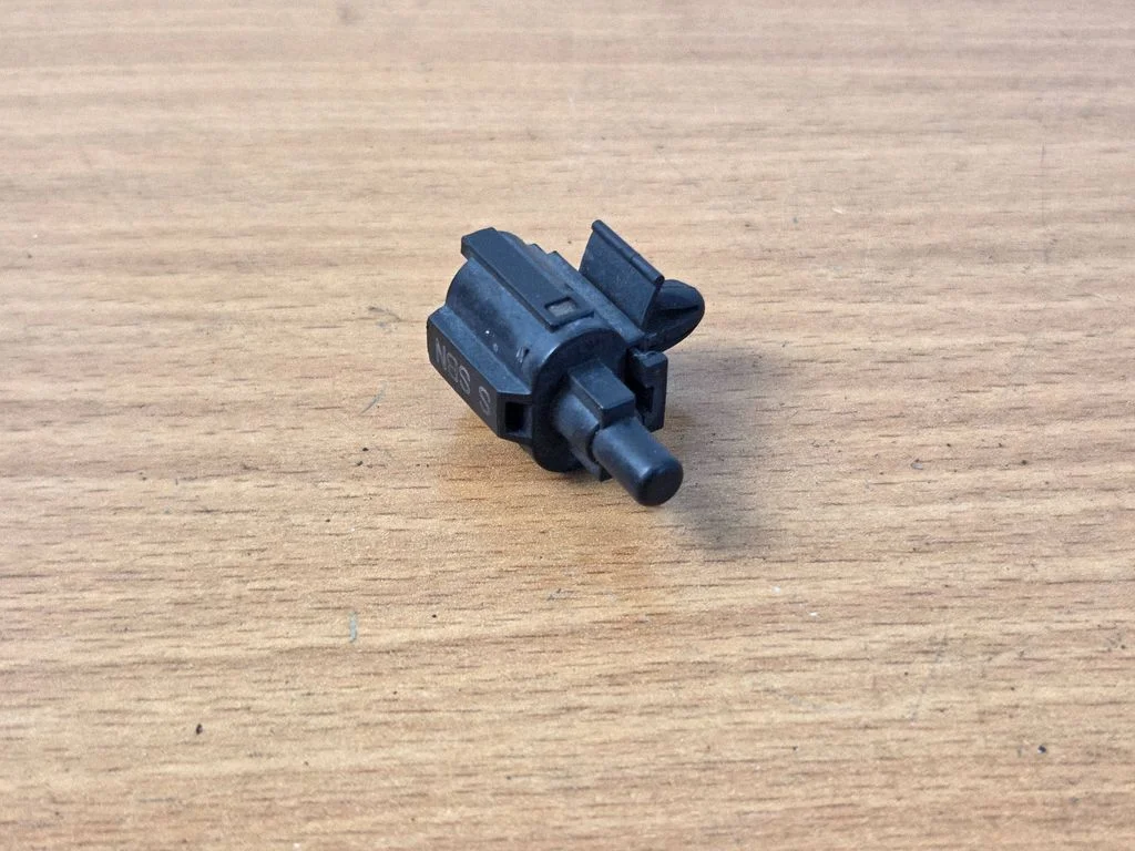 Outside/exterior temperature sensor – KIA Stonic (2017-)