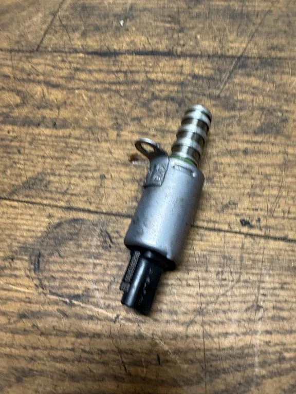 Camshaft vanos timing valve 9825813780